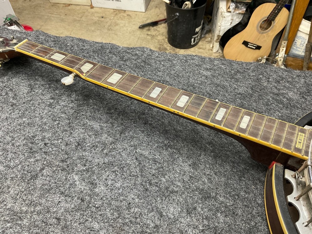 Harmony H409 “Double Eagle” 5 String Banjo