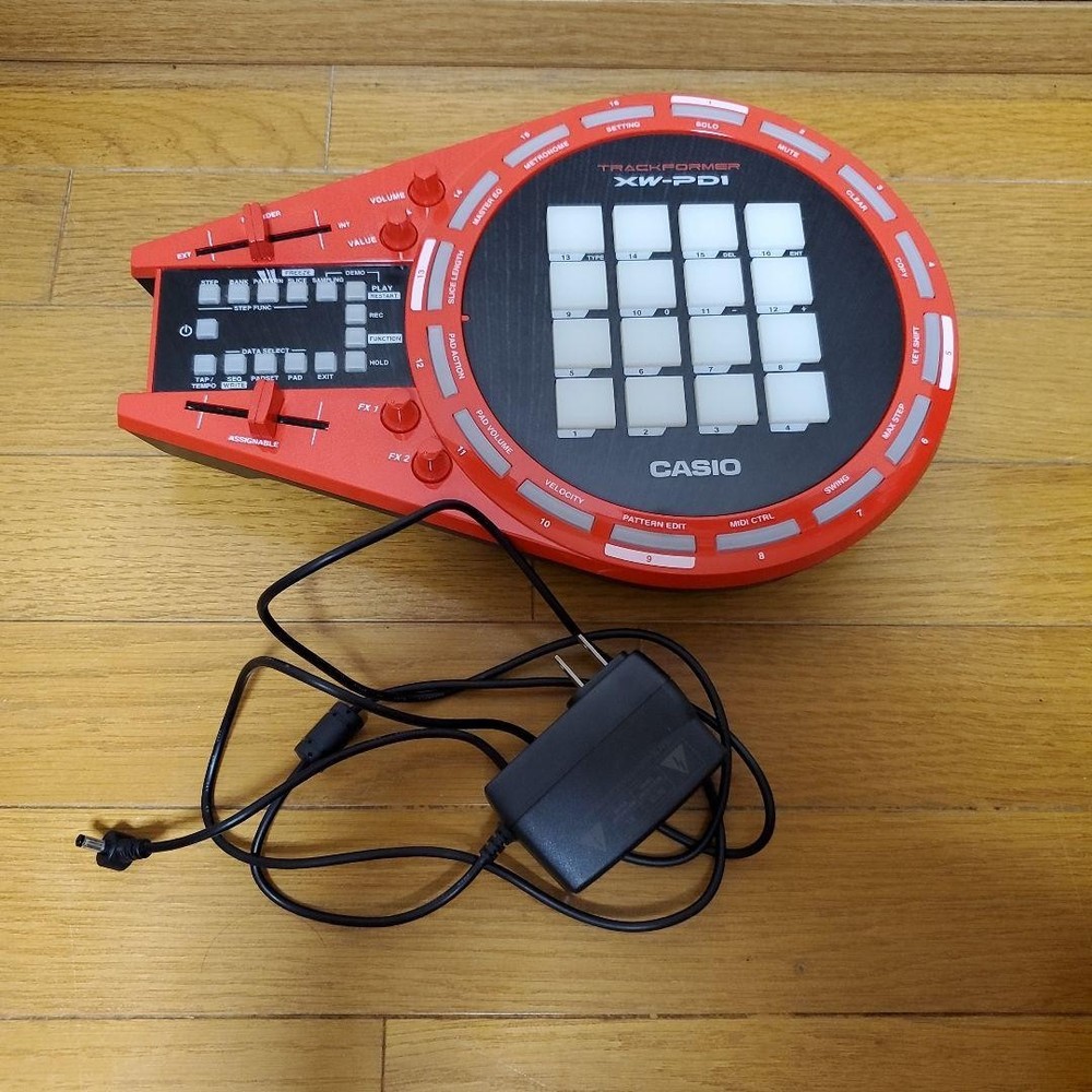 Casio XW-PD1 Sampler Sequencer DJ Controller 16 Pads
