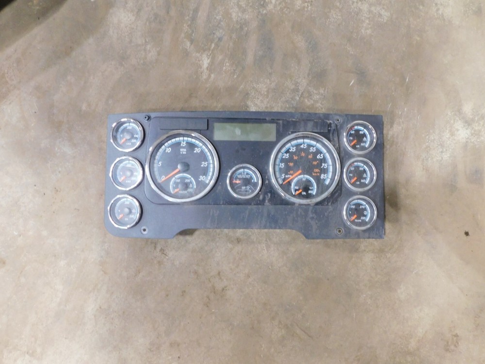 Freightliner Cascadia Instrument Cluster
