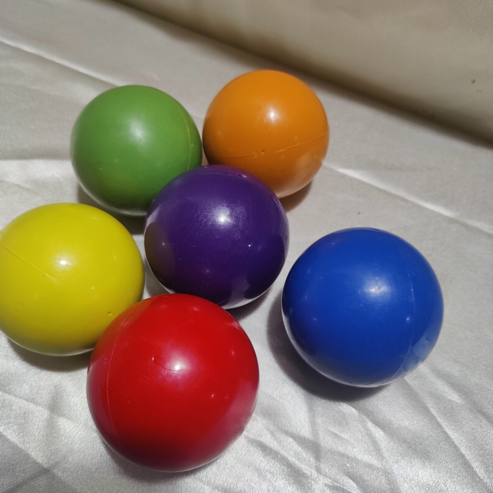Heavy Duty Adult Juggling Balls Set Of 6, Around 3 Inch Diameter And 10oz Each