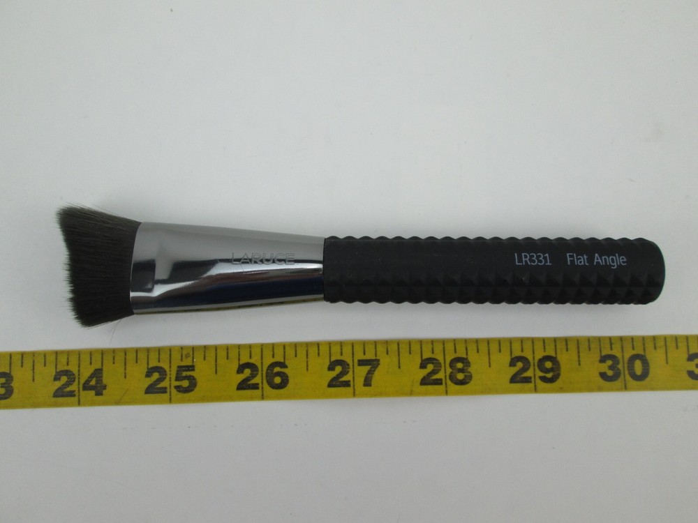 New Laruce Flat Angle Make Up Makeup Brush LR331