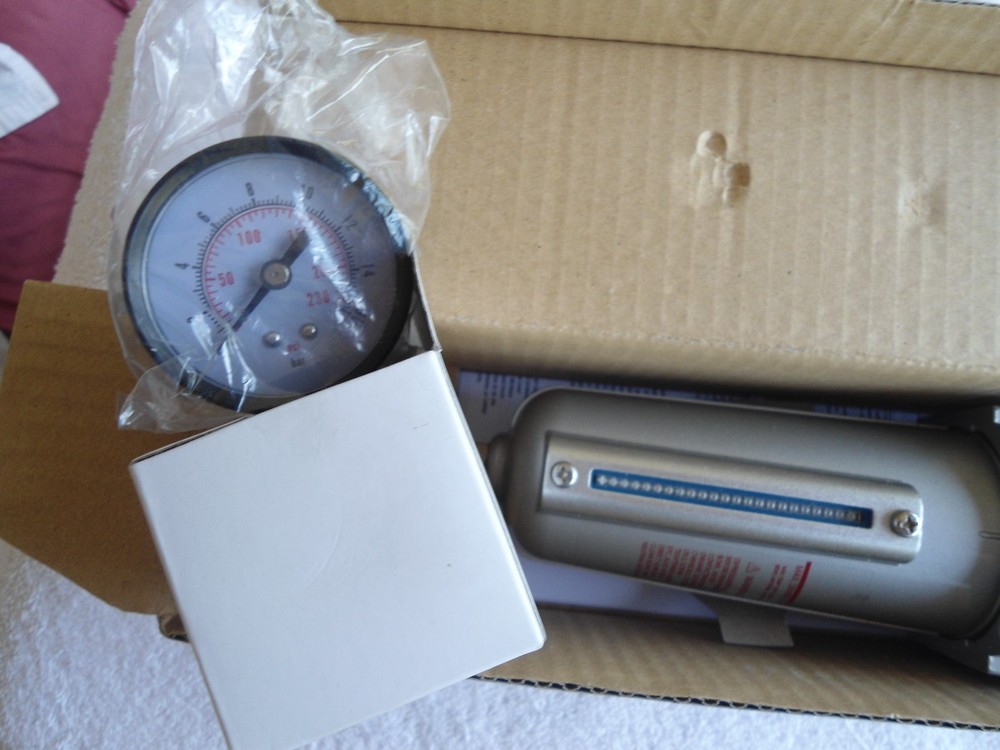NIB THB Filter / Regulator FR724N