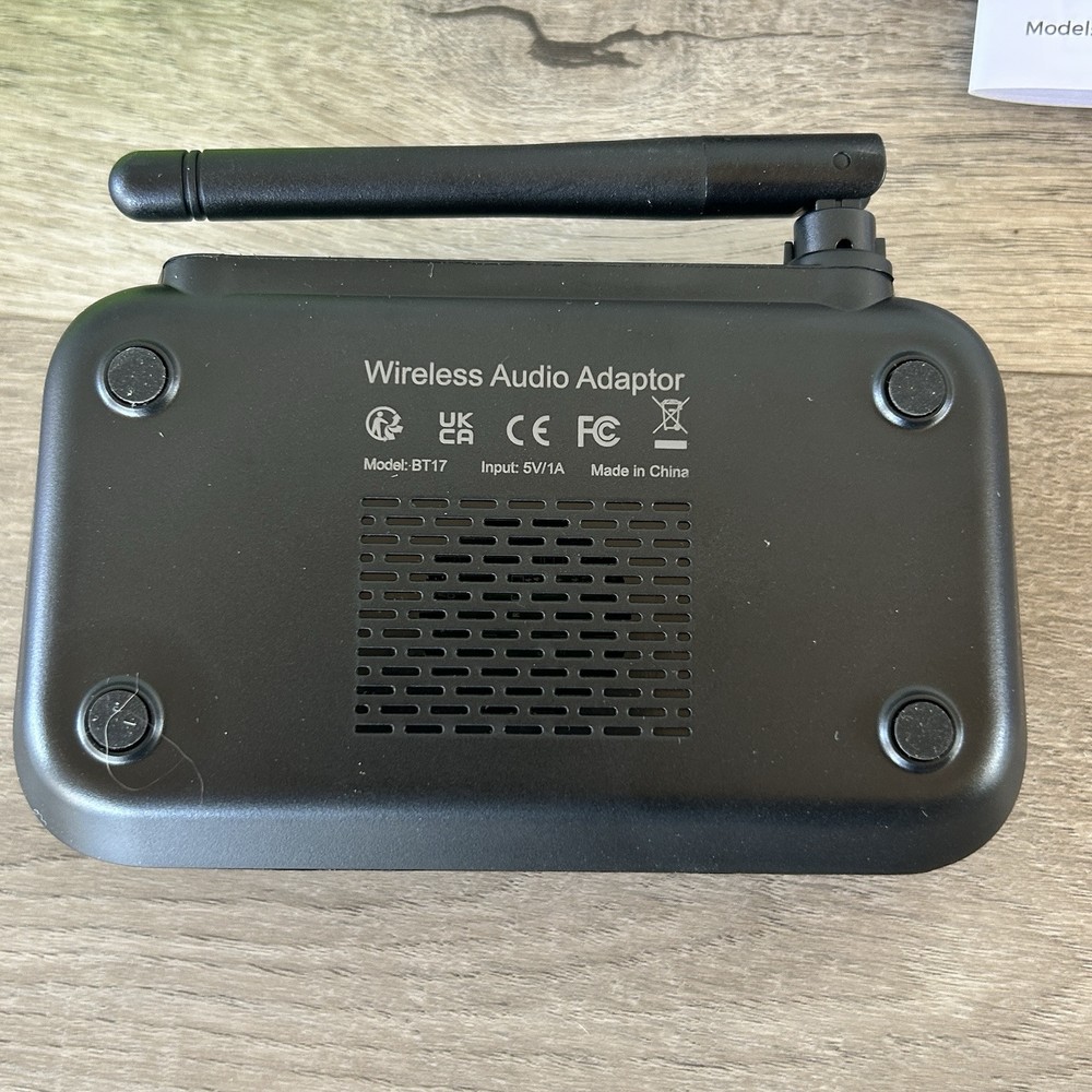 ifofo Bluetooth Transmitter Receiver 2-in-1 Bluetooth 5.0 Audio Adapter BT21