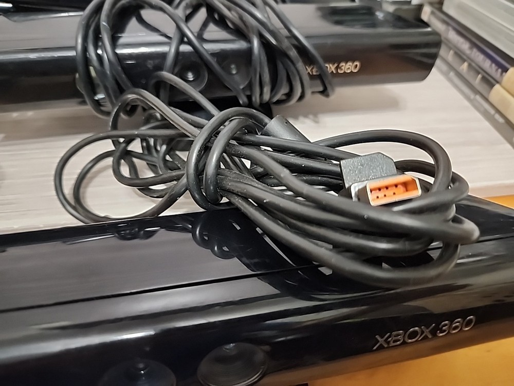 Microsoft 1473 Xbox 360 Kinect Sensor Bar Only - Black *1 Sensor Bar*