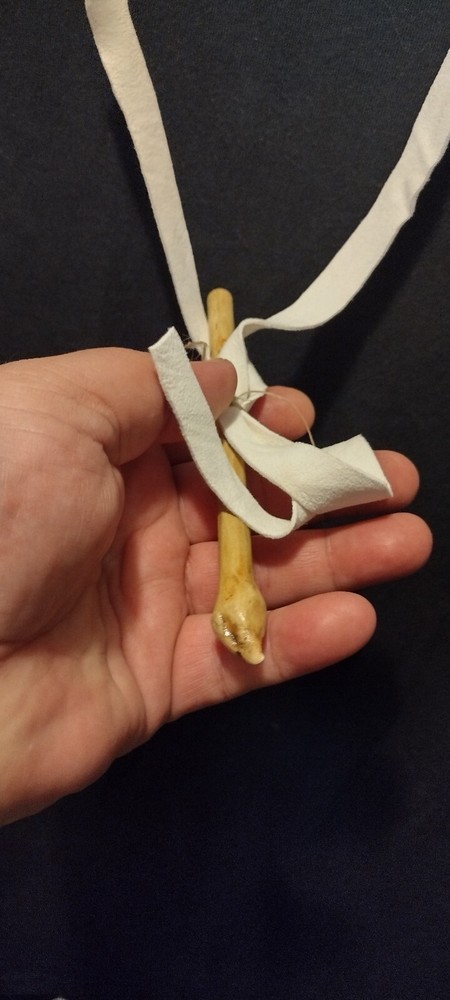 Native American Eagle Wing Bone Whistle 6" Replica Eagle Head Effigy