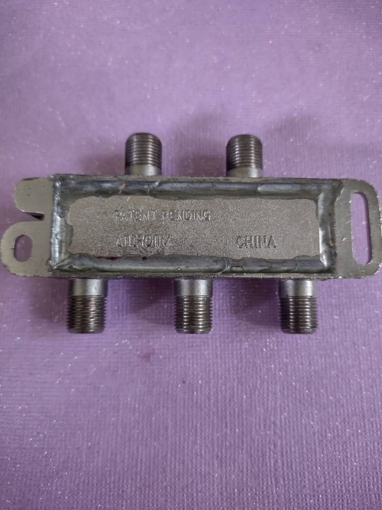 Antronix 4 way splitter CMC2004H