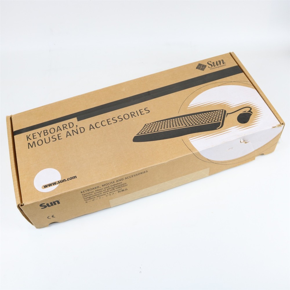 Sun Microsystems X3515A Type 6 US Unix Keyboard w/Mouse & Logo Mousepad Combo