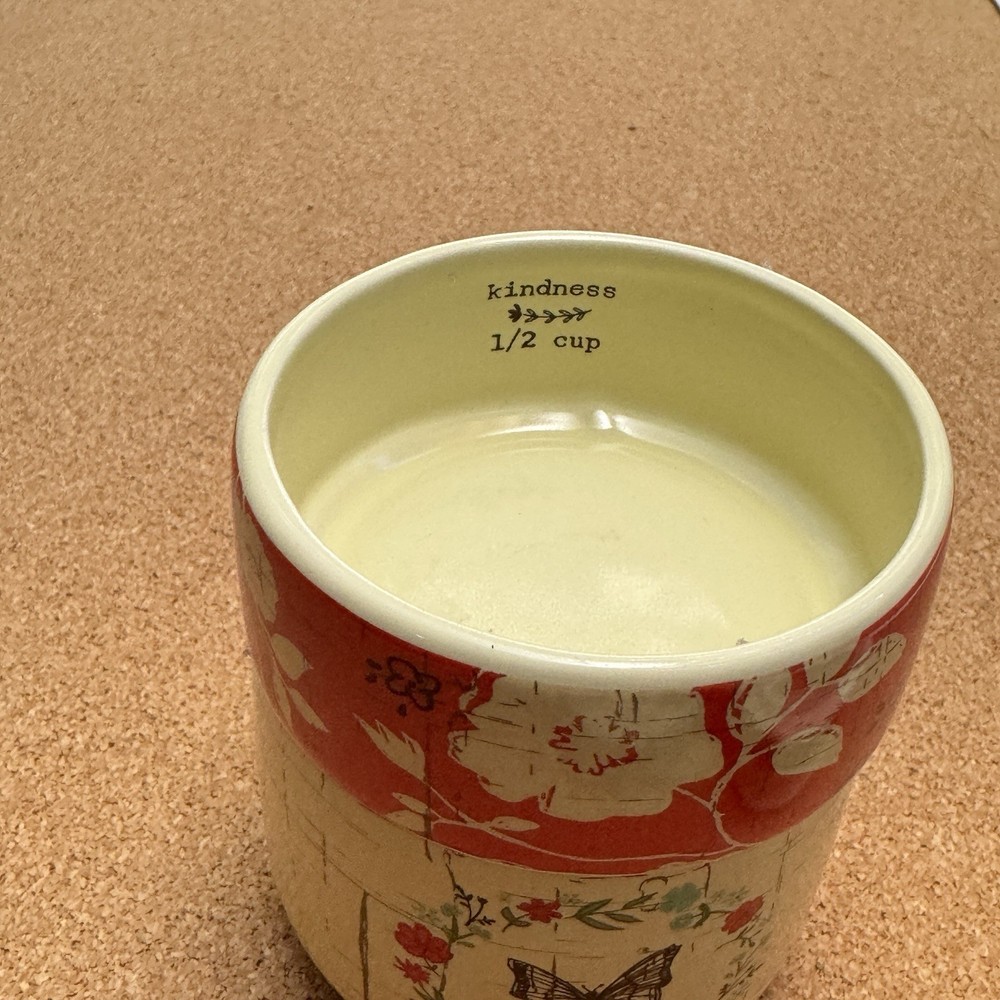 Live SImply stackable measuring cup Amylee Weeks