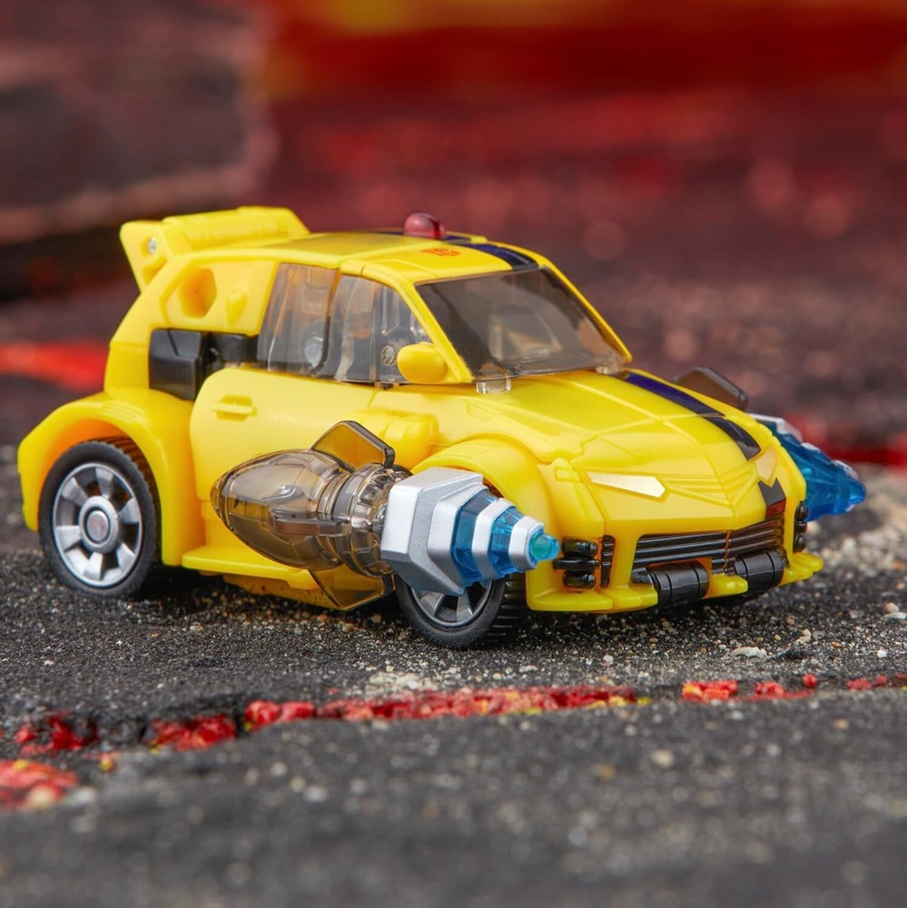 Transformers Legacy United Deluxe Class Animated Universe Bumblebee,...