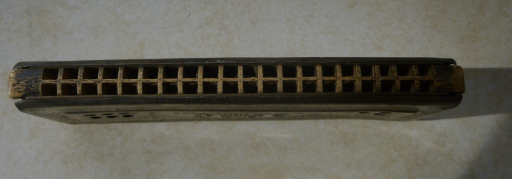 Harmonica ECHO M HOHNER GERMANY (H) BIIG SIZE WITH TWO ROW FROM EACH SIDE