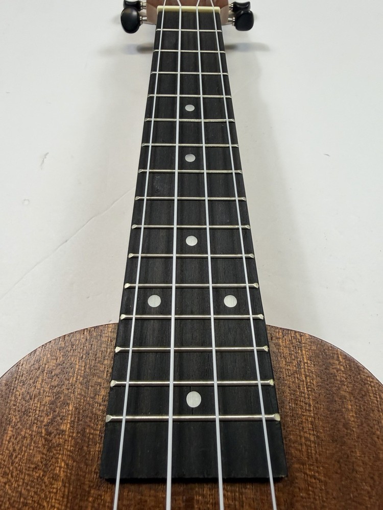 Maui Ukulele Co.