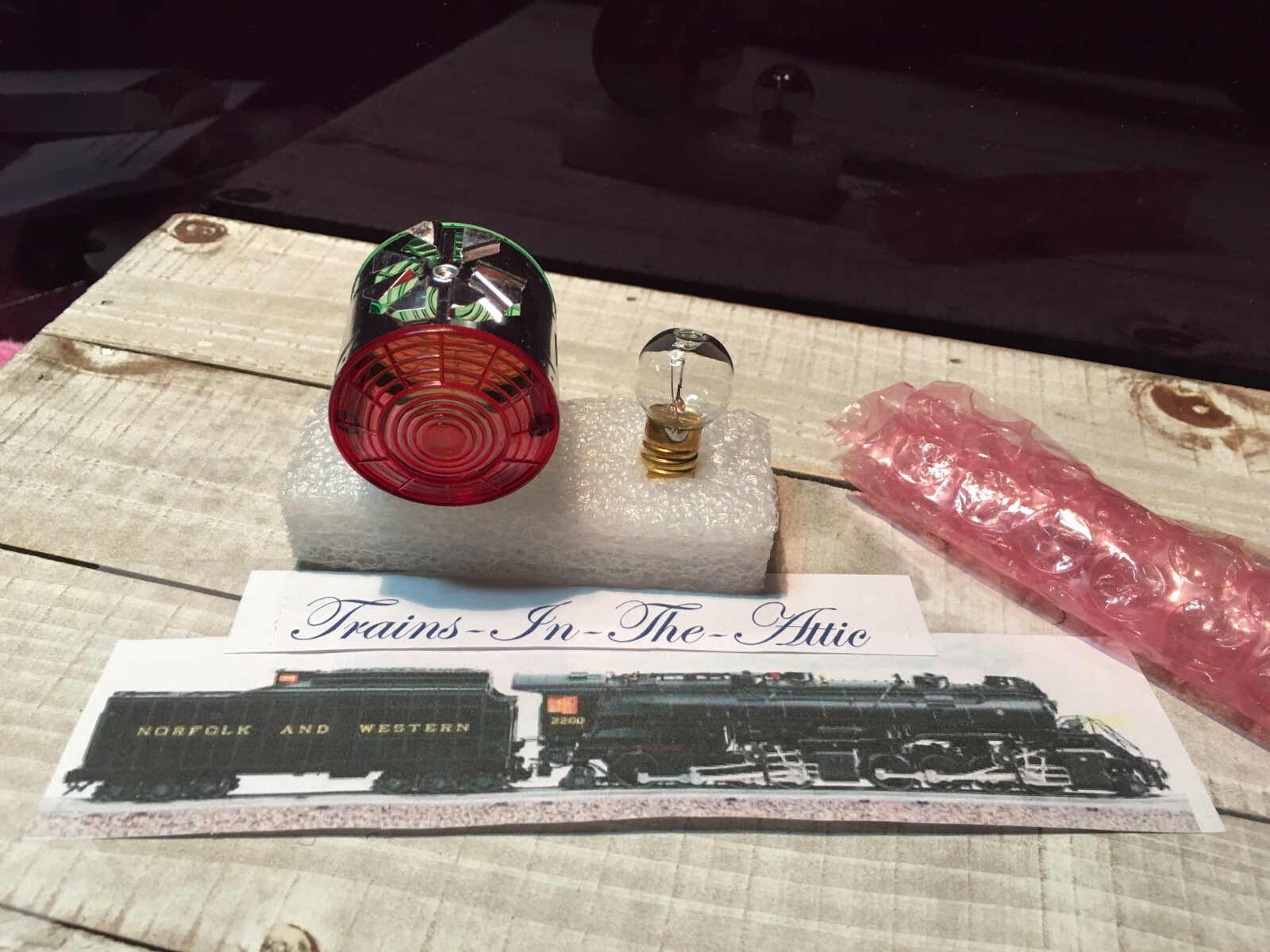 Lionel 394-37 ROTARY BEACON TOP WITH CORRECT DIMPLE BULB