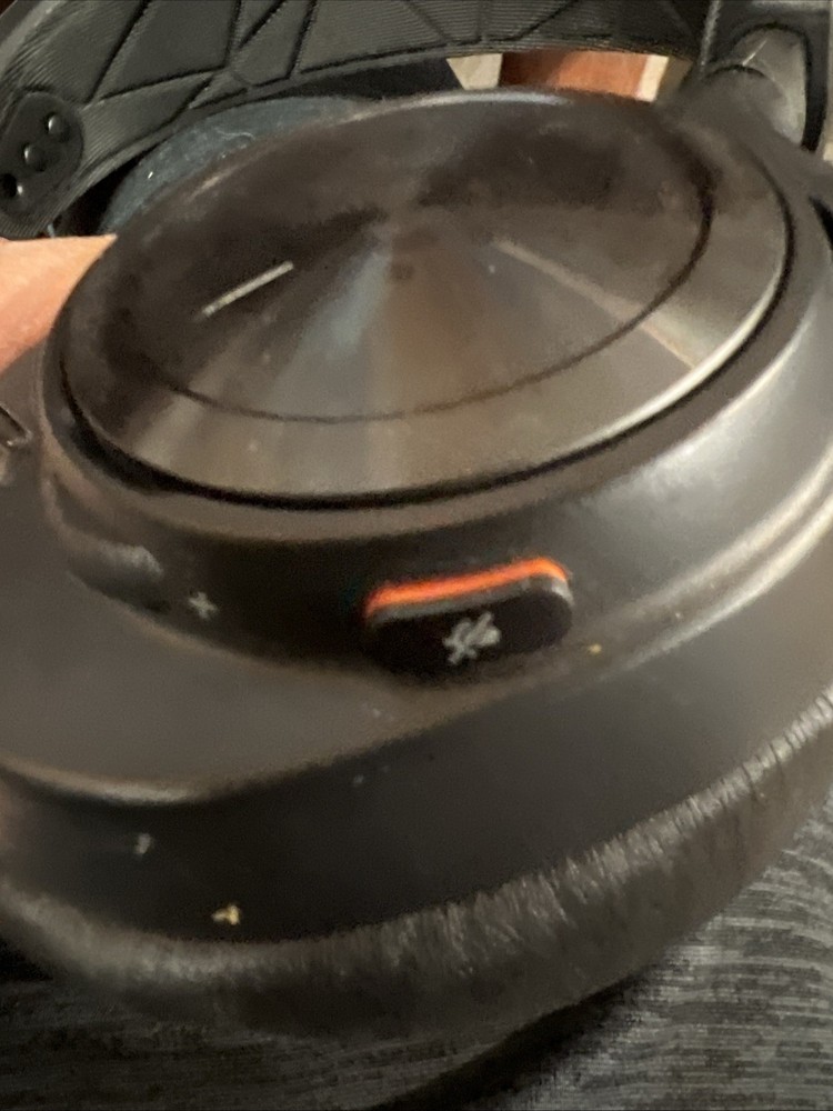 SteelSeries Wireless Headset - NO Base Station ONLY ONE SIDE WORKS