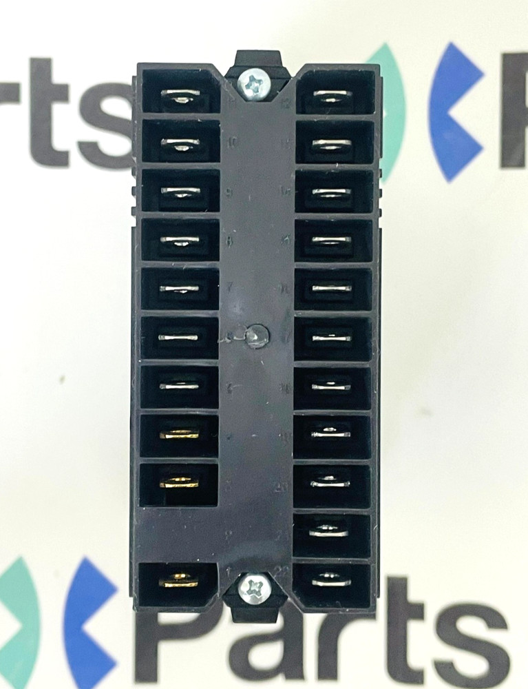 TECNOLOGIC THP98 T--2RRRH-- Temperature Controller THP98