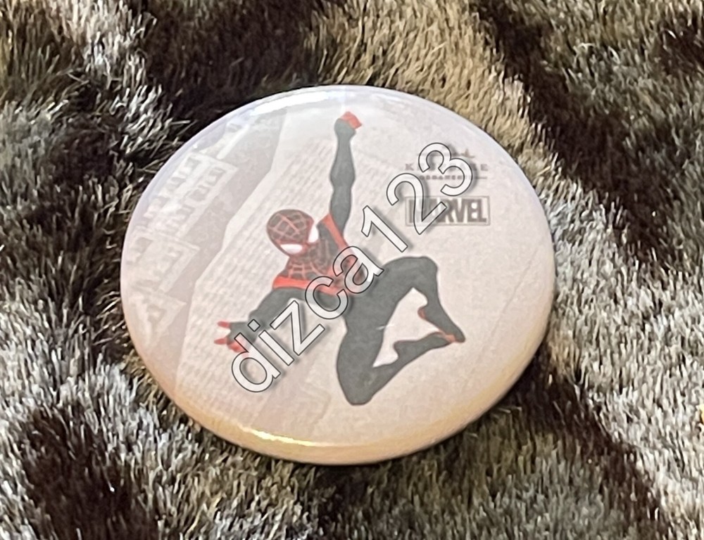 SDCC 2022 Hallmark Button Marvel Spider-man Button