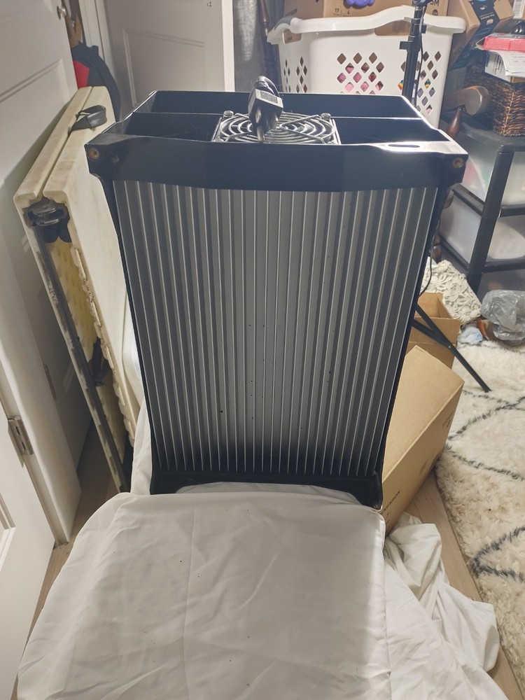 Luxedo Projection System Projector