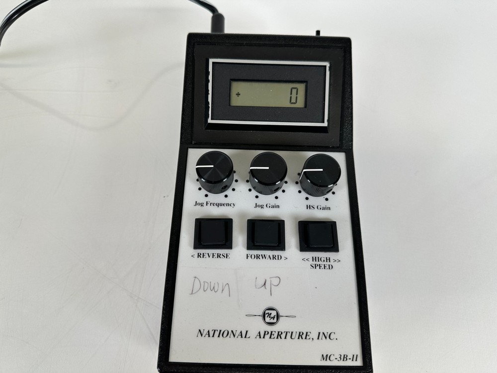 National Aperture MC-3B-II Micropositioning Controller