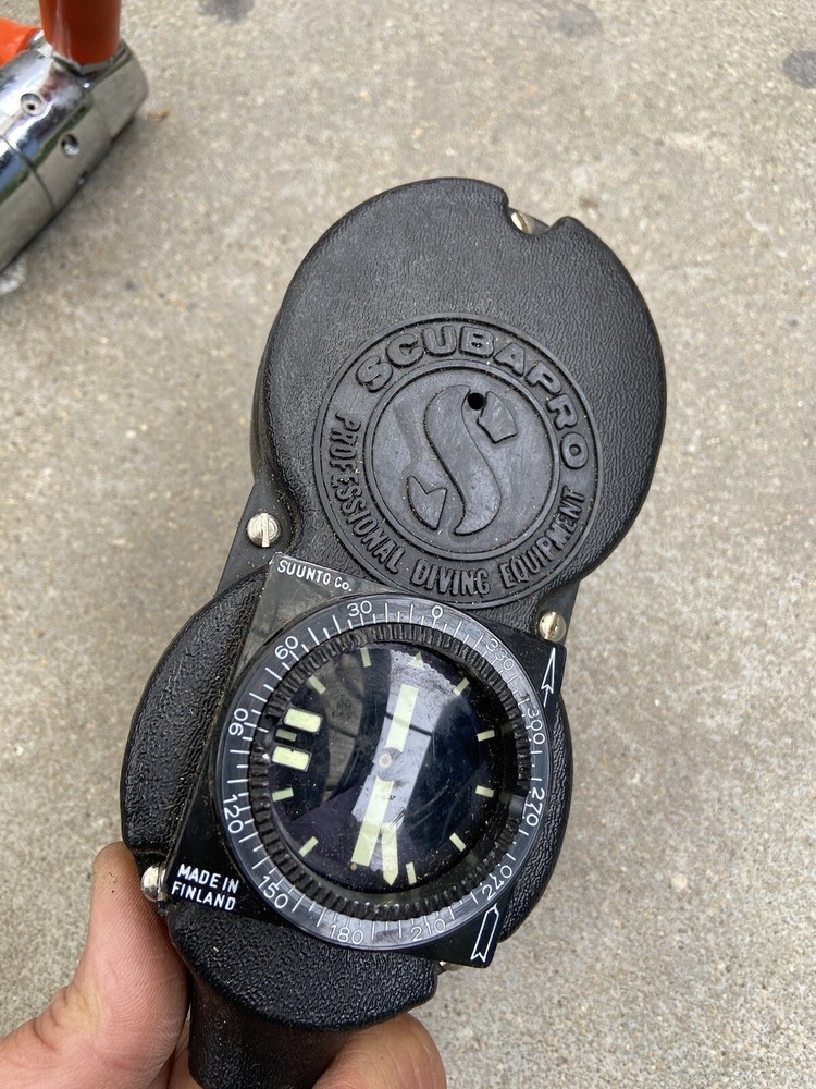 VINTAGE SCUBAPRO REGULATOR - Untested