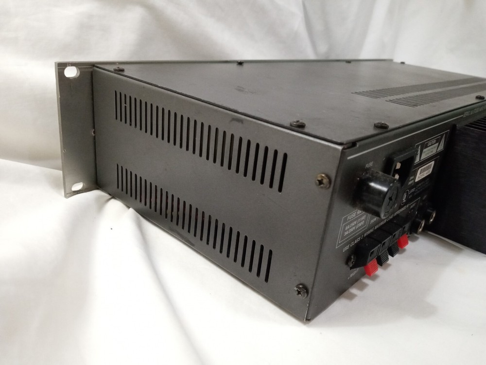 Samson Servo-240 pro stereo power amplifier