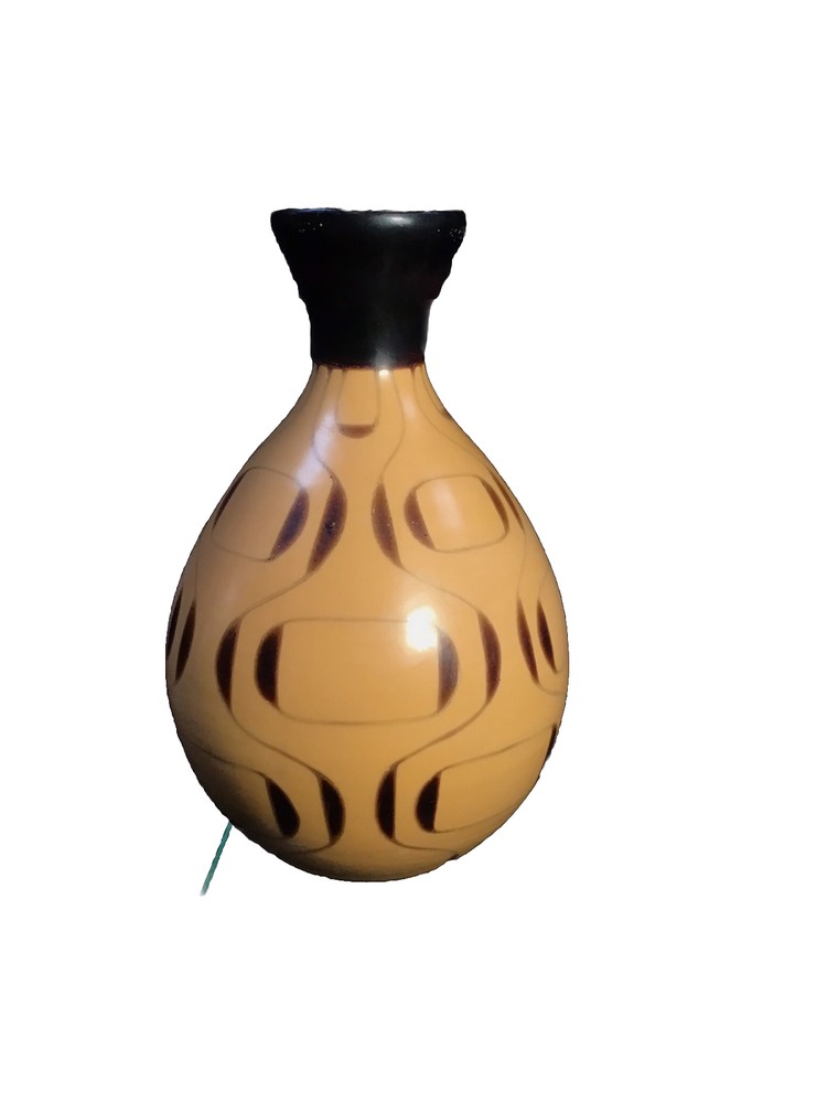 Chulucan Pottery Vase