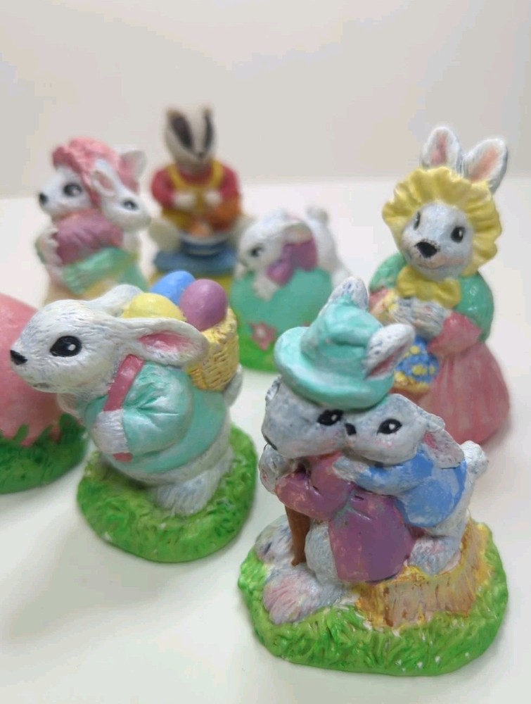 6 Vintage Easter Bunny Figurines Plus 1 Special Extra Read,👇
