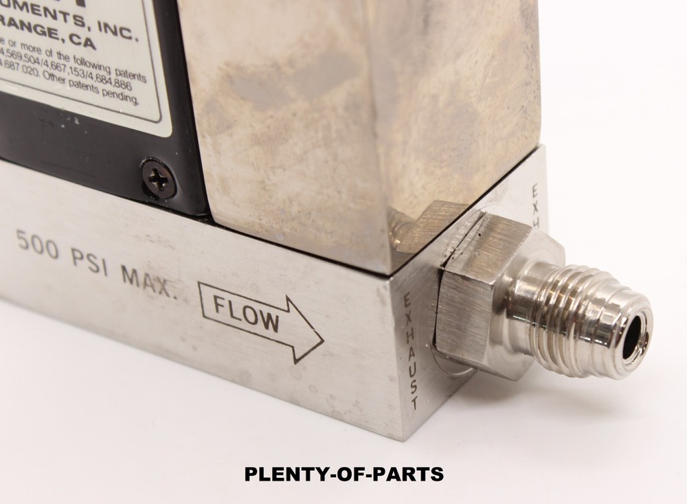 Unit Instruments Mass Flow Controller 1100 Series N2 500psi Max 50SCCM