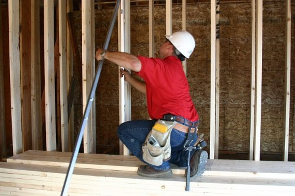 Qualcraft 2620 Adjustable Wall Brace