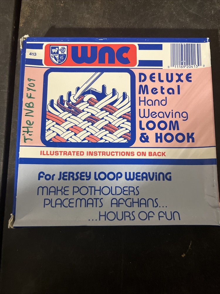 Deluxe Hand Weaving Loom & Hook-, 413L