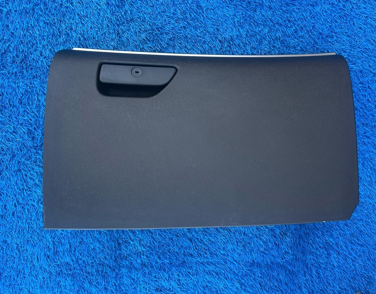 2011-2019 Ford Explorer Black Glove Box Dash Storage Silver OEM BB53-78060T10