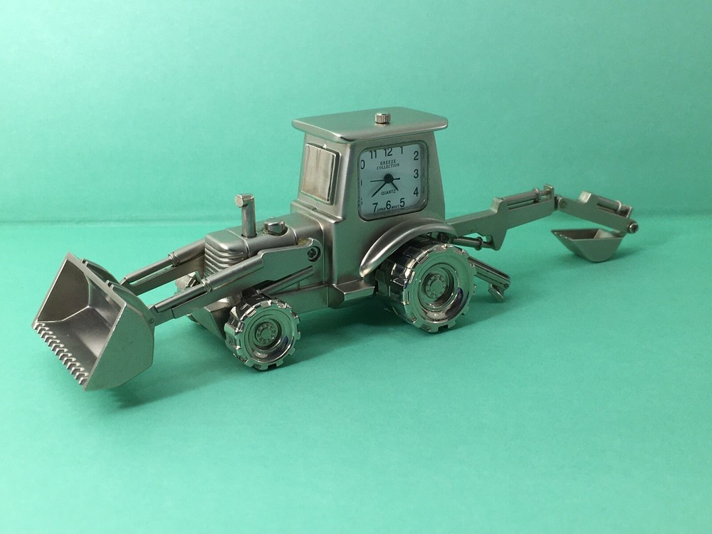 Breeze Collection Backhoe Clock -Japan Movement.