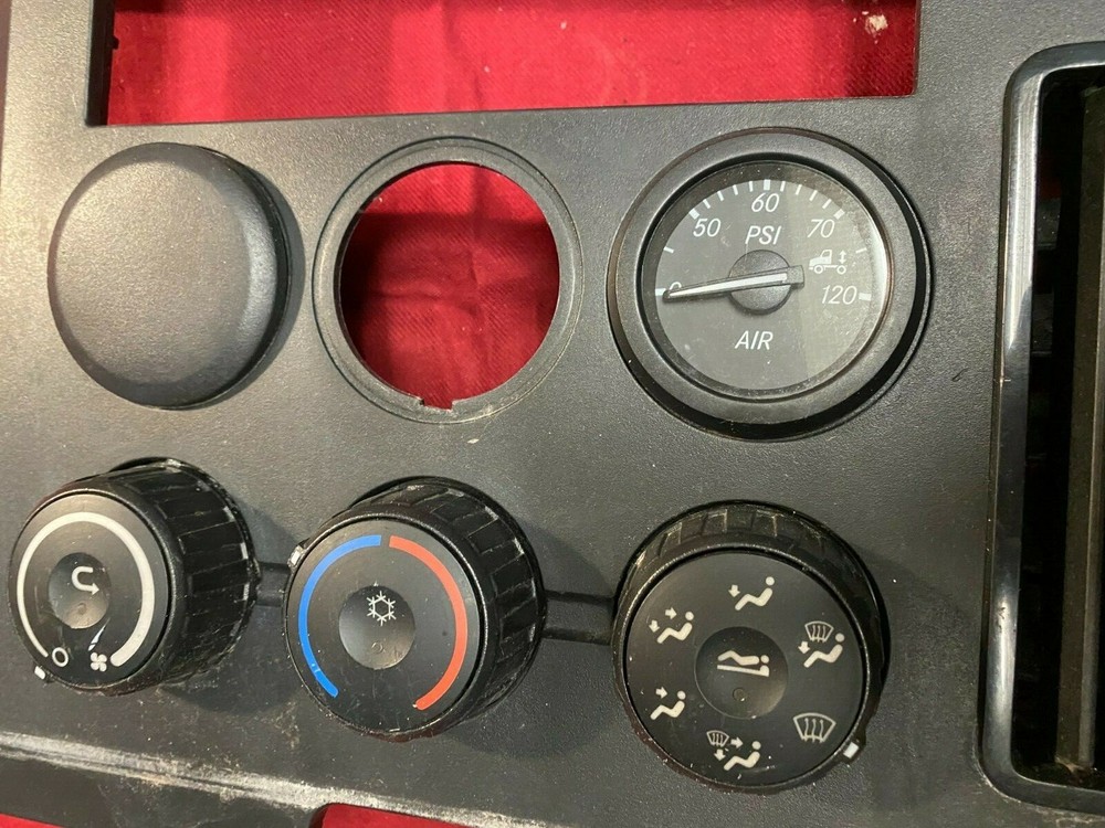 TRIM PANEL FREIGHTLINER CASCADIA , 22 73671 000 WITH TEMPERATURE CONTROL KNOBS