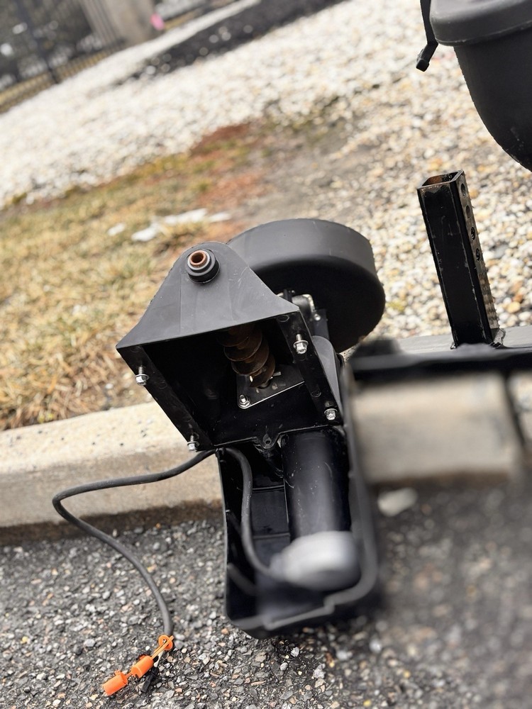 salt dogg complete spreader And Controller