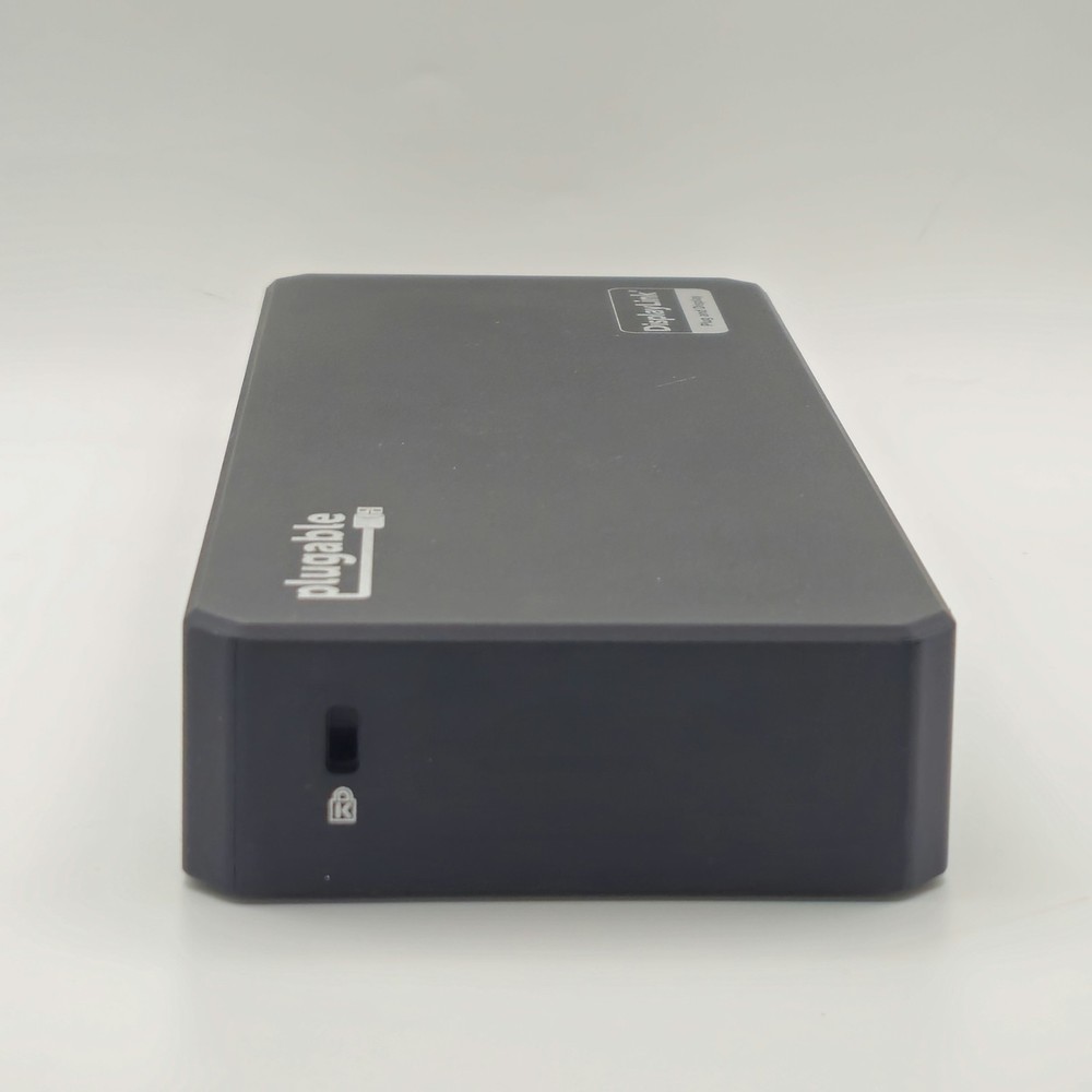 Plugable USB C Triple Display Docking Station with Laptop Charging, Thunderbolt