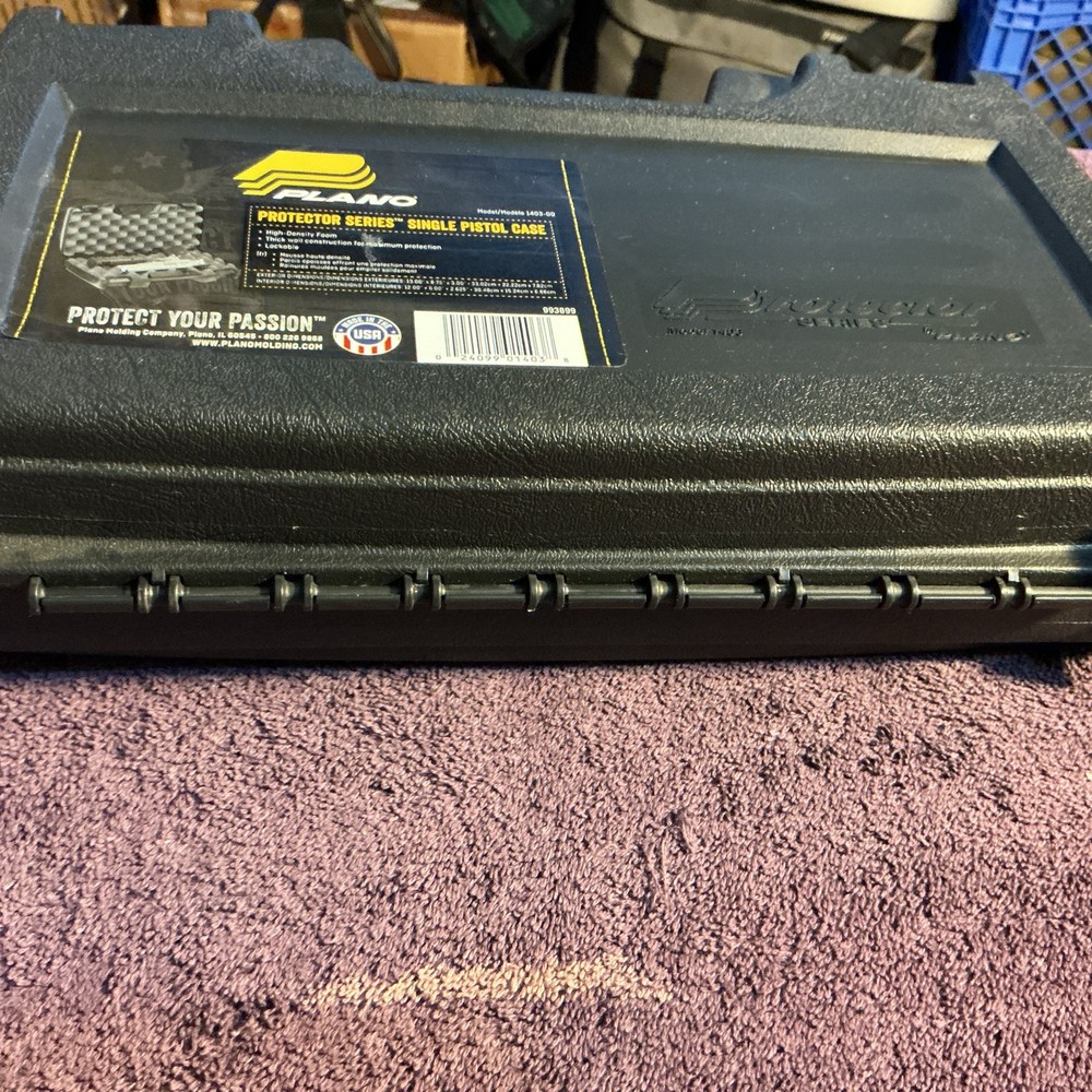 Plano Protector Series Model 1403-00 Single Pistol Case