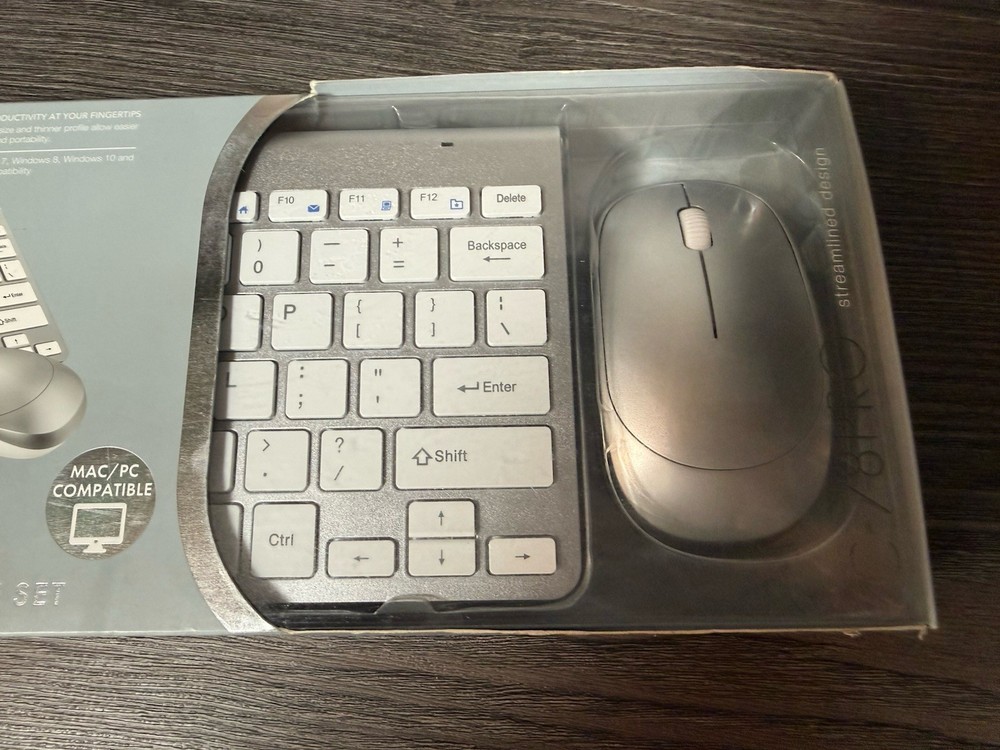 CYLO Wireless Keyboard And Mouse Set Silver