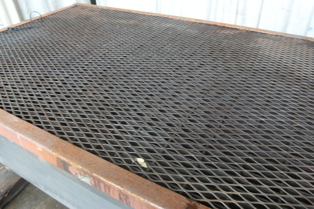 4' X 6' DOWNDRAFT WELDING TABLE: YODER #69750