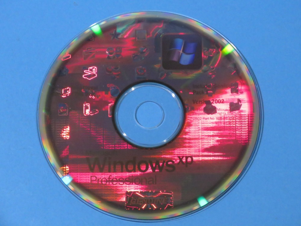 Genuine Microsoft Windows XP PRO SP1 Version 2002