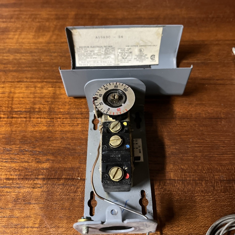 USED PENN Temperature Control A19ABC-24 (-20 -100F ) Adjustable Differential