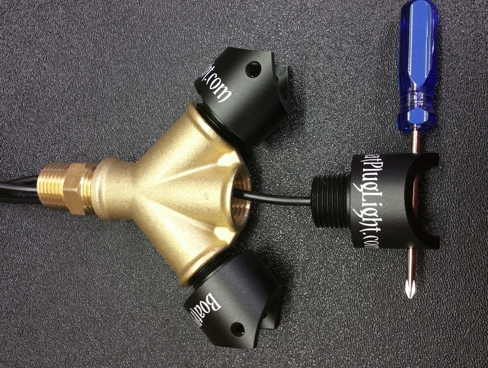 BLUE YK3B LED BOAT DRAIN PLUG LIGHT TRIPLE HEAD DESIGN! 3400 LUMENS UNDERWATER