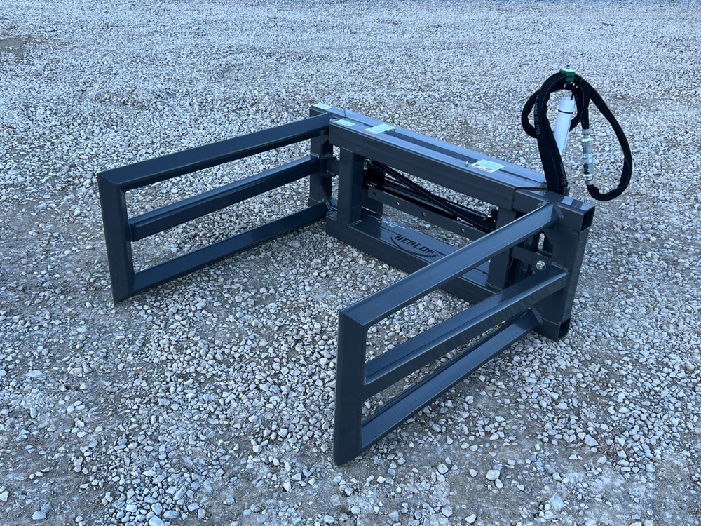 Berlon Bale Handler Grapple Round & Square Bale Fits Skid Steer Tractor Loader