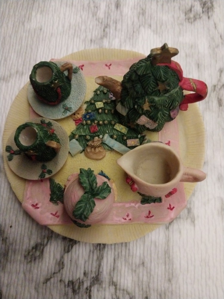 Miniature 8 pc Set Christmas Tree Tea Set Resin