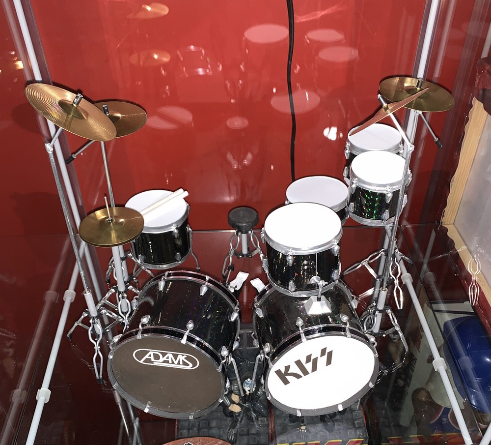 Kiss Memorabilia Rare Mini Drum Set