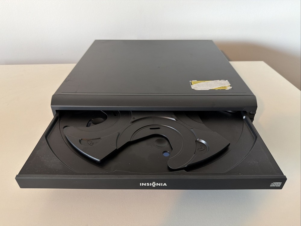 Insignia 5 Disc CD Player NS- DA1902 Tested & Working NO REMOTE