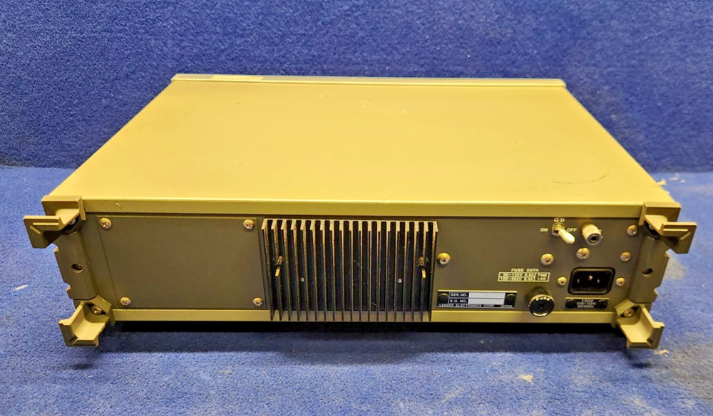 Leader LCR–745 Digital LCR Meter