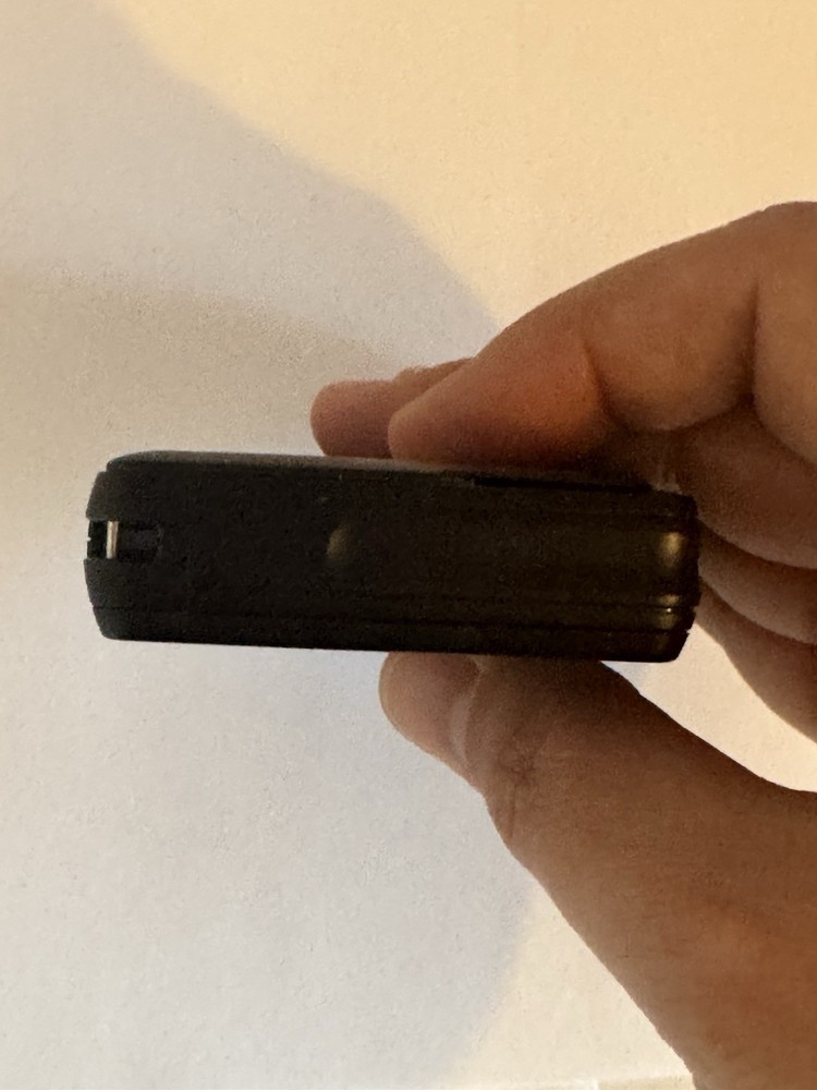 SwipeSimple B250 Contactless Credit Card Reader Untested Turns On