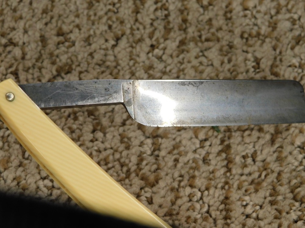 Vintage The Barber's Delight Straight Razor
