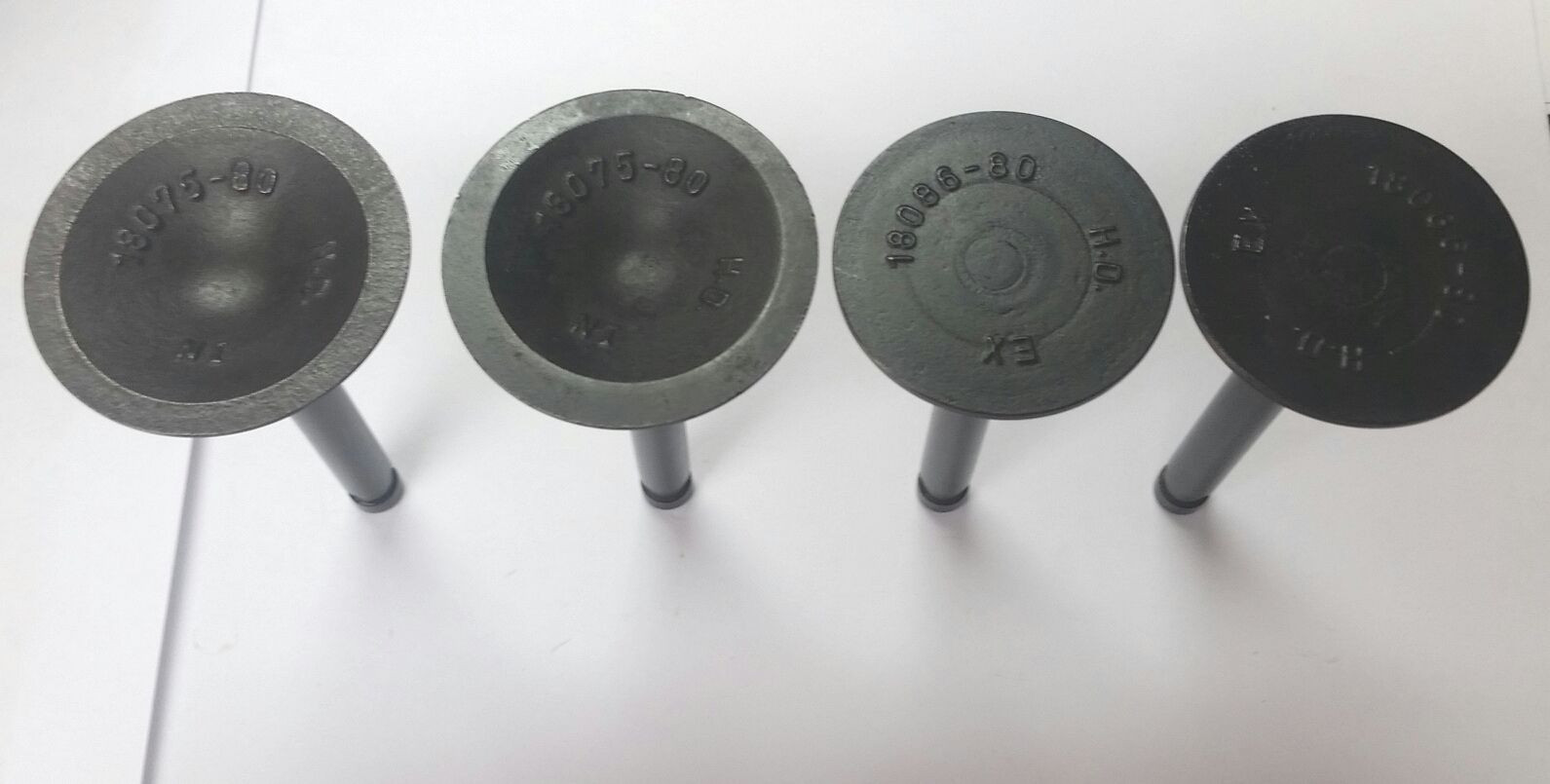 8 NITRIDED VALVES 4 INTAKE 4 EXHAUST 66-84 HARLEY SHOVEL FL FX 18082-57 18074-66