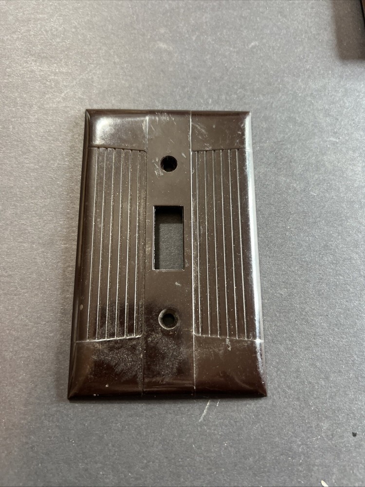 Vintage Eagle Wall Plate Brown Ribbed Single toggle Switch Bakelite Cover