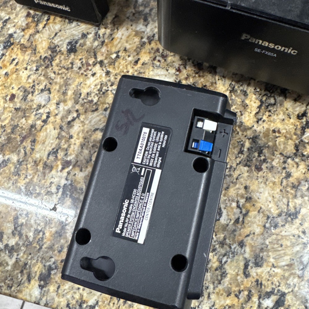 Panasonic SE-FX65A Wireless System with 4 speakers