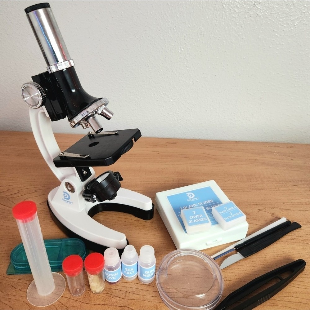 Discovery #Mindblown Microscope Set STEM Activity Slides Test Tubes Tools Pietri